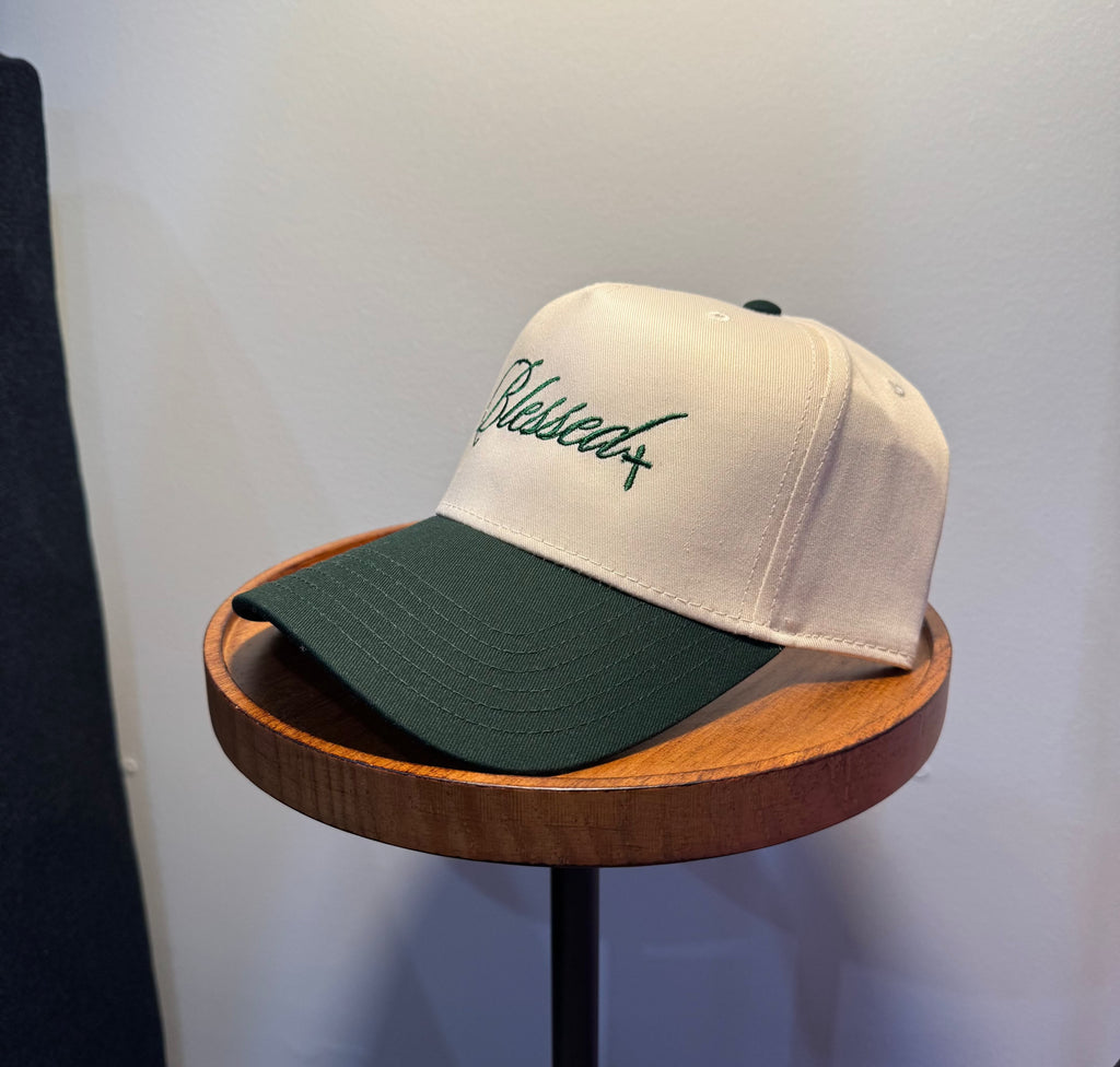 Blessed Cap – Edición Cream & Green Sarie Attire